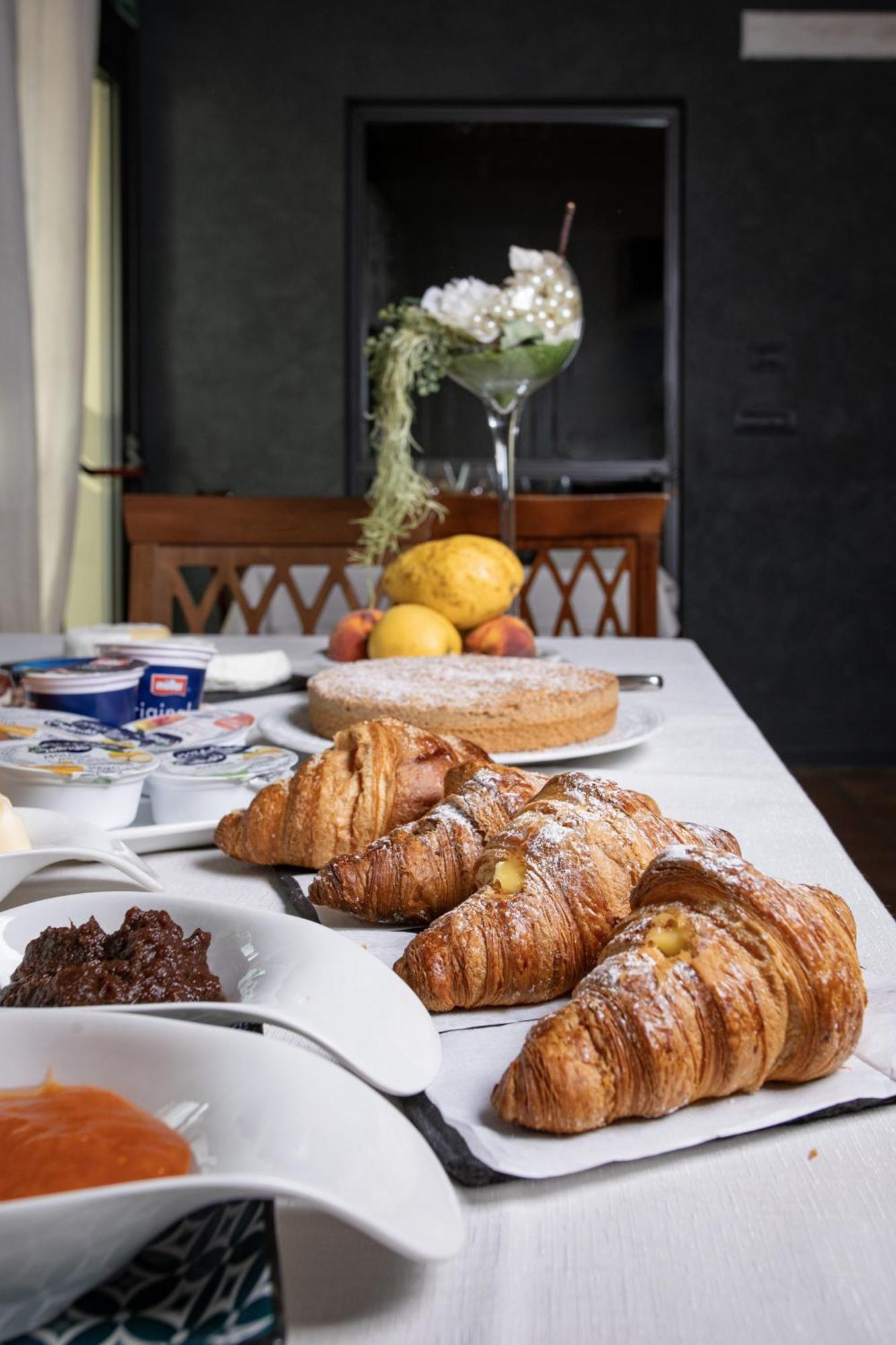 Palazzo Ratti Boutique Rooms 凯拉斯科 外观 照片