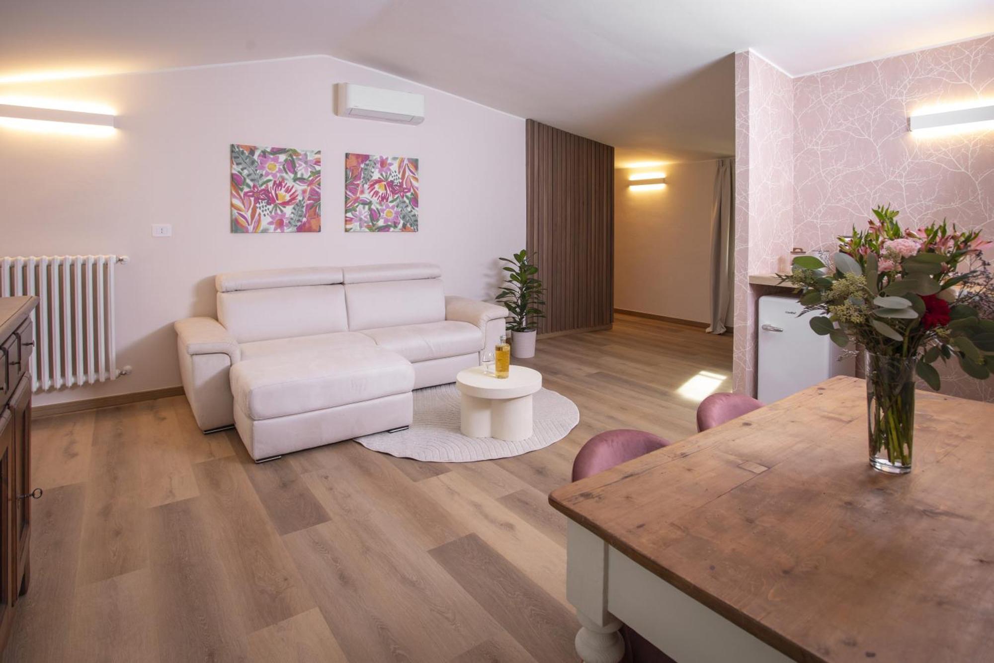Palazzo Ratti Boutique Rooms 凯拉斯科 外观 照片